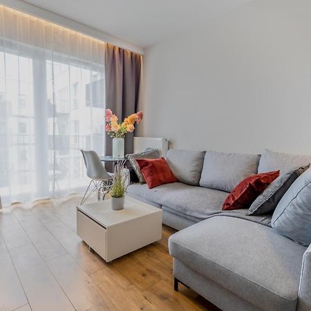 Home Apartament Metro Mlociny 97 وارسو المظهر الخارجي الصورة