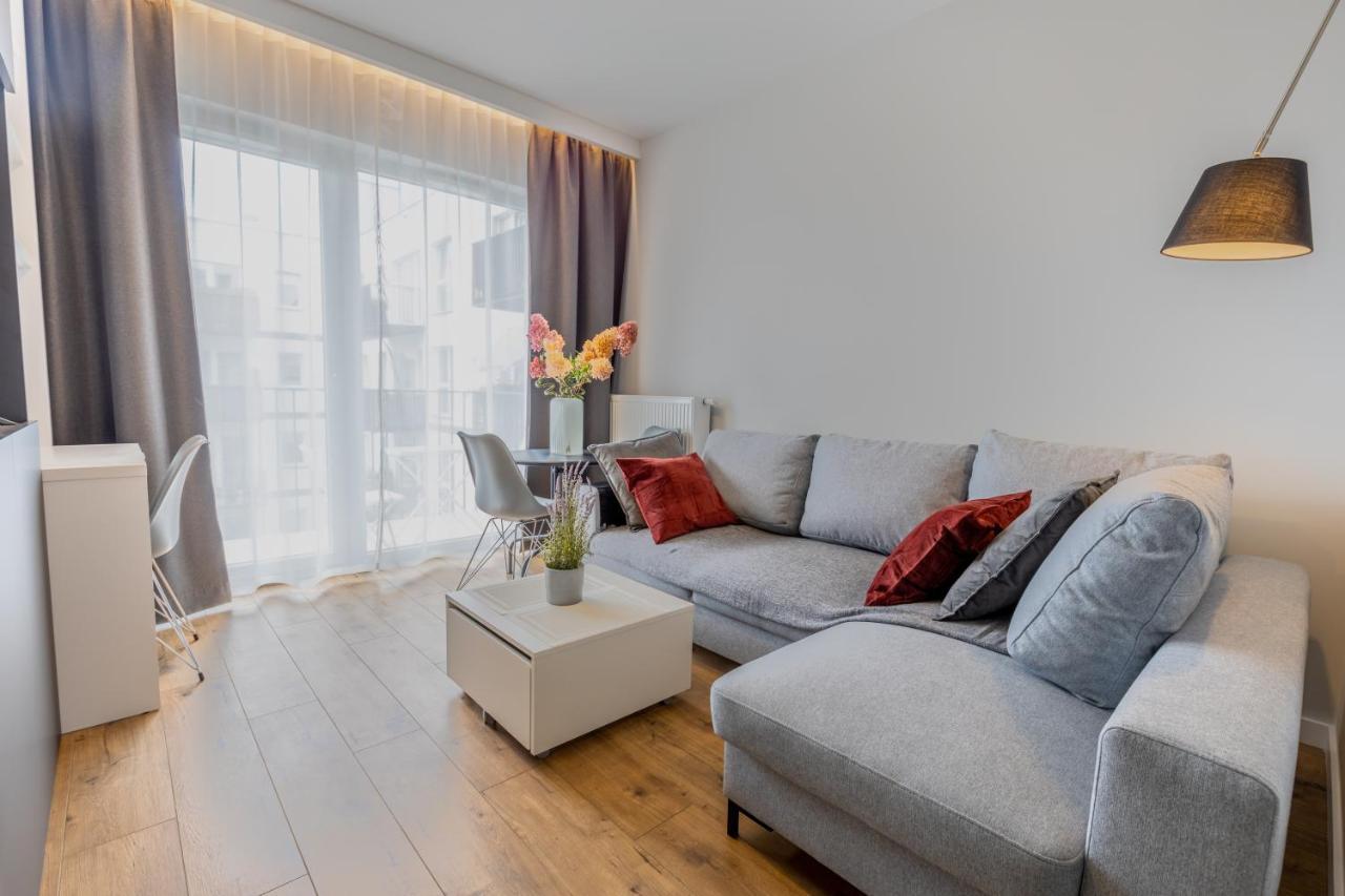 Home Apartament Metro Mlociny 97 وارسو المظهر الخارجي الصورة