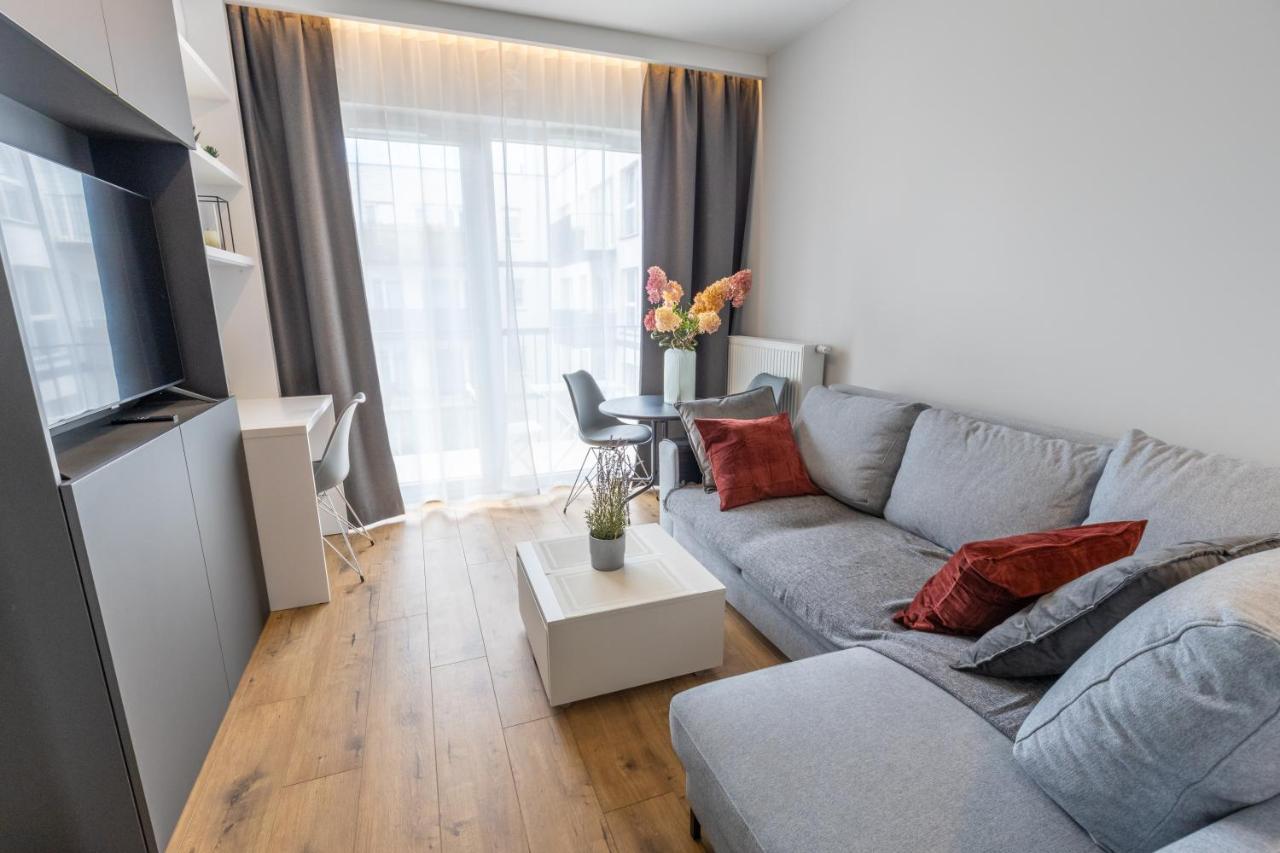 Home Apartament Metro Mlociny 97 وارسو المظهر الخارجي الصورة